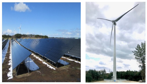 [画像]六ヶ所村ウィンド・ソーラー協調発電所(左:稼働済み太陽光発電所、右:追設したENERCON社製風力発電設備)