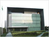 画像：日本オクラロ株式会社　建屋